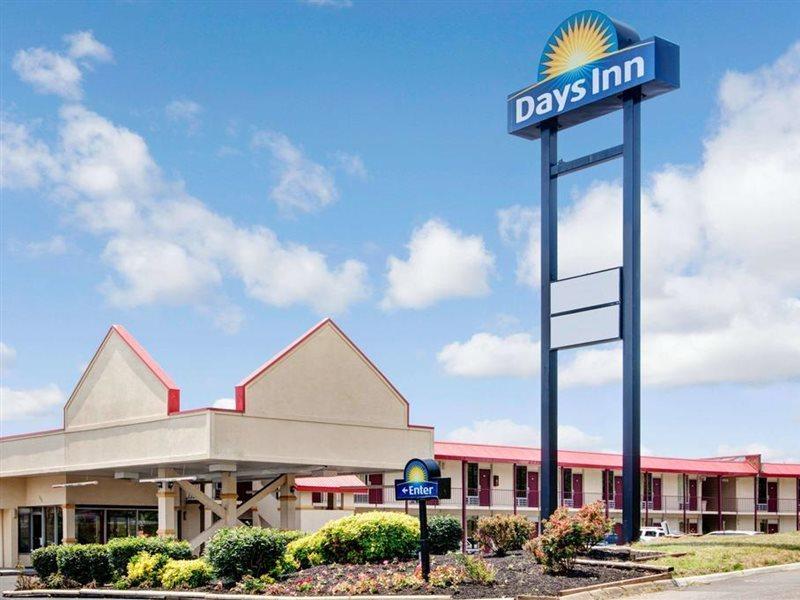 Days Inn By Wyndham Knoxville West Exterior foto